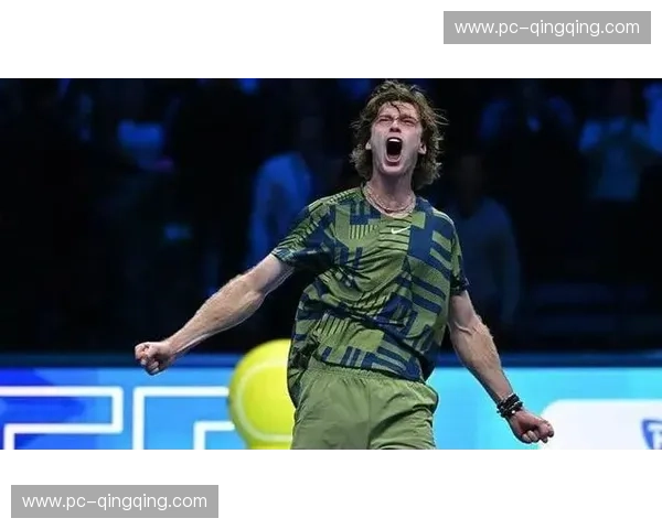 雅典之光撞上莫斯科烈火：西西帕斯与卢布列夫，这一场关于灵魂的网球博弈